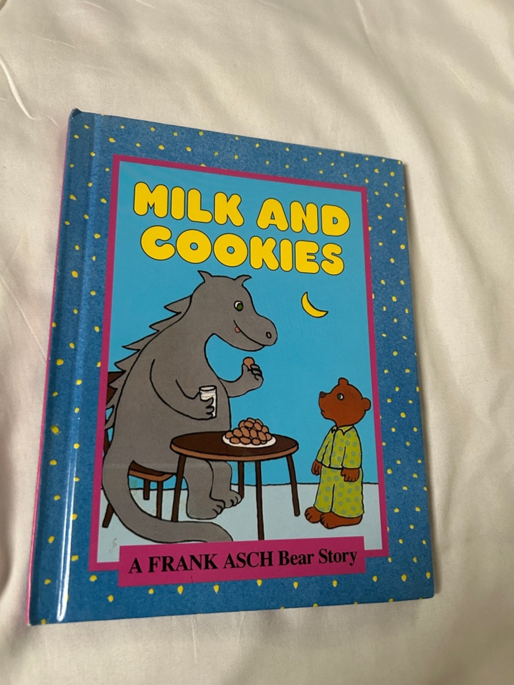 LiKe💙for $3 off🚎 Milk and Cookies book, Frank Asch reader